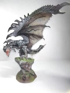モンスターハンター フィギュアビルダー クリエイターズモデル 銀火竜