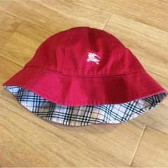 Burberry ♡リバーシブル帽子のサムネイル
