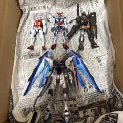 ガンプラジャンク143のサムネイル