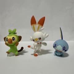 ソード シールド ポケモンセンター特典 フィギュア サルノリ ヒバニー メッソンのサムネイル