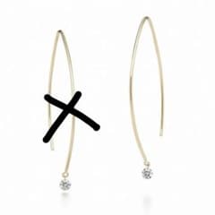 AHKAH ベアリーフ ピアス ( 片耳 ) 箱付き - メルカリ