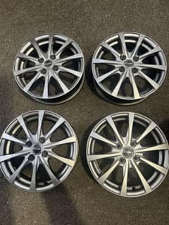 軽自動車用　激安出品！　スタッドレス様にどうですか？　美品　ハスラーのサムネイル