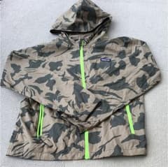 Patagonia ボーイズ ライト&バリアブルフーディ XL14-16のサムネイル