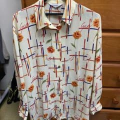 【大幅値下げ】メンズでも可　柄シャツ　花柄シャツのサムネイル