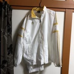 ウィンドブレーカーのサムネイル