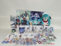 Hatsune Miku Figures, Plush Toys, and Merchandise - Bundle Sale