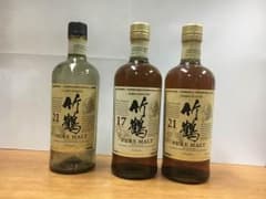 ニッカ 竹鶴 21年・17年セット  おまけで21年空瓶お付けします。のサムネイル