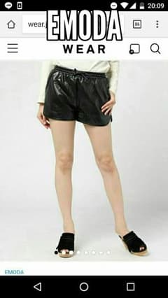 EMODA　フェイクレザー　ショートパンツ　ZARA　 MURUA　好きさん！のサムネイル