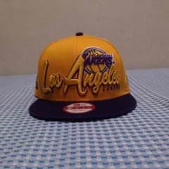 NEWERA 正規品 Lakers 美品！のサムネイル