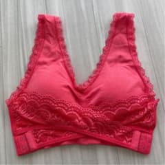 （最終価格）ノンワイヤーブラ ナイトブラ M レッド 薄赤 ブラジャーのサムネイル