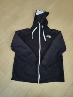 THE NORTH FACE パーカーのサムネイル