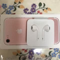 新品、未使用アイフォン7イヤフォン   純正品のサムネイル