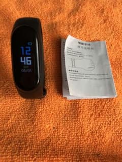 スマートウォッチ スマートブレスレット 健康 血圧 防水(中古品)のサムネイル