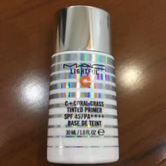 M・A・C ライトフル C+ ティンティッド プライマー SPF 45のサムネイル