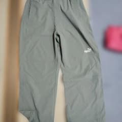 PUMA アウトドアパンツ カーキのサムネイル