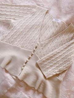 her lip to Cropped Pearl Cardiganのサムネイル