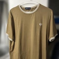 ［大特価‼️］ FRED PERRY Tシャツ ブラウンのサムネイル