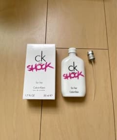 新品　香水　CK oneのサムネイル