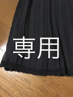 最終値下げしましたA - proudly ★黒プリーツスカートのサムネイル