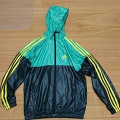 adidas 薄手 ジャケット 140㎝のサムネイル