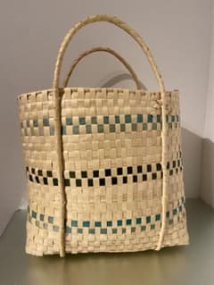 CPCM購入 キューバ天然素材 かごバッグ 大 ベージュ 青緑 熊谷隆志 CPCM購入 キューバ天然素材 かごバッグ 大 ベージュ 青緑 熊谷隆志