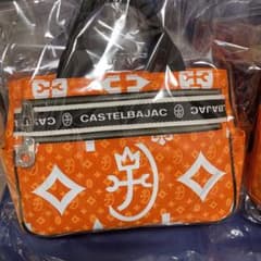 ※最終お値下げ※カステルバジャック 未開封ミニトートバッグ＆ワンショルダーバッグのサムネイル