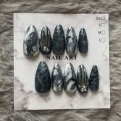ハンドメイド ネイルチップのサムネイル