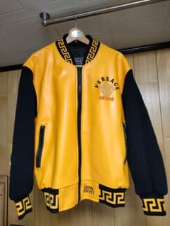 VERSACE ゥ゙ェルサーチ バックロゴメデューサ パテントブルゾン 
