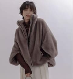 新品未使用タグ付き エイミーロウ ミンクファー スタンドネック 