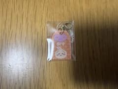 ちいかわもぐもぐ本舗　トレーディングミニお守りアクリルチャーム　うさぎのサムネイル