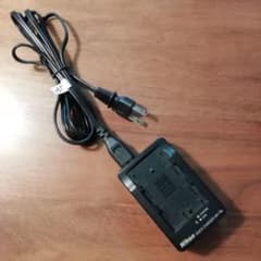 純正 動作問題無しクイックチャージャー Quick charger MH-18aのサムネイル