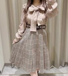 チェックリボンスカートのサムネイル
