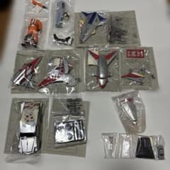 ハイパーウルトラメカ　ウルトラ超兵器　ハヤタ隊員　アンヌ隊員 ハイパーウルトラメカ ウルトラ超兵器 ハヤタ隊員 アンヌ隊員 - メルカリ