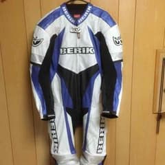 ＊HSYさん専用＊ベリック レーシングスーツのサムネイル