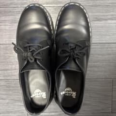 ドクターマーチン3ホール UK9 - メルカリ