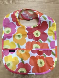 マリメッコ　ベビー用スタイのサムネイル