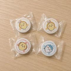 ちいかわ くら寿司 コラボ 缶バッジ 3種セット(うさぎ×2)のサムネイル