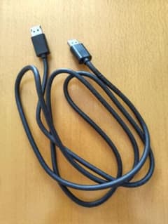 DisplayPortケーブルのサムネイル