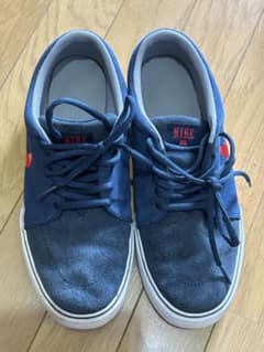 NIKEスニーカー 27.5のサムネイル