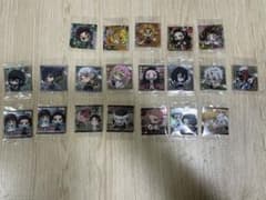 値下げ！鬼滅の刃 ウエハース シール　19種類　まとめ売りのサムネイル