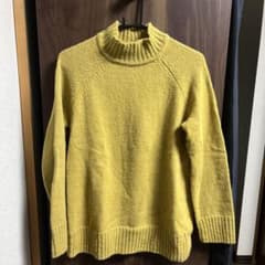 H&M モックネックニット イエロー XSサイズのサムネイル