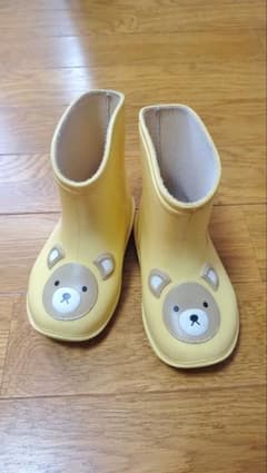 イエロー クマの顔 レインブーツのサムネイル