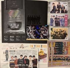 SixTONESグッズ　15点セット 匿名配送】SixTONESグッズ 15点セット※おまけ有 - メルカリ