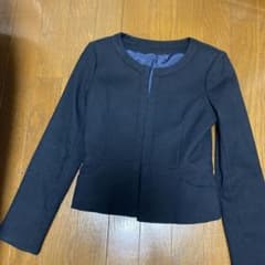 ru ノーカラージャケットのサムネイル