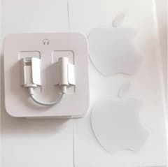 iPhone 純正 イヤホン変換アダプタ【新品未使用】のサムネイル