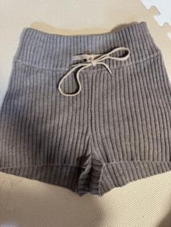JUEMI グレー リブ編み ショートパンツのサムネイル