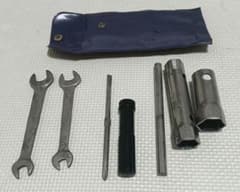 スーパーカブ50 純正車載工具セット AA01のサムネイル