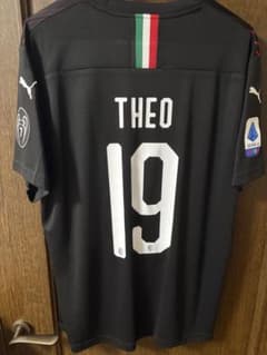 AC Milan THEO 19 レプリカユニフォーム AC Milan THEO 19 レプリカユニフォーム - メルカリ