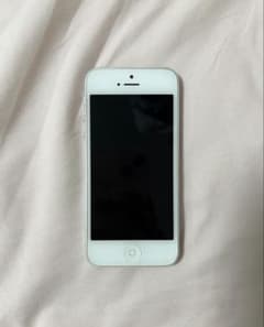 iPhone5 32GB ホワイト SoftBank カメラ〇のサムネイル