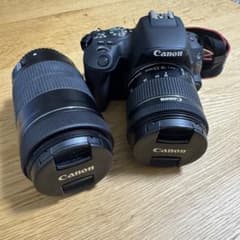 Canon EOS Kiss X9 レンズ2本セット / バッテリー / 充電器のサムネイル